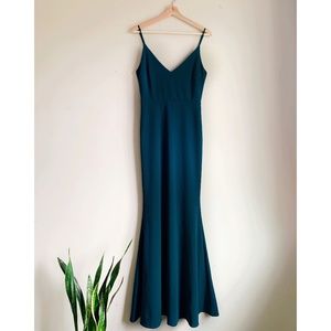 Lulu's Maxi Dress in Forest Green